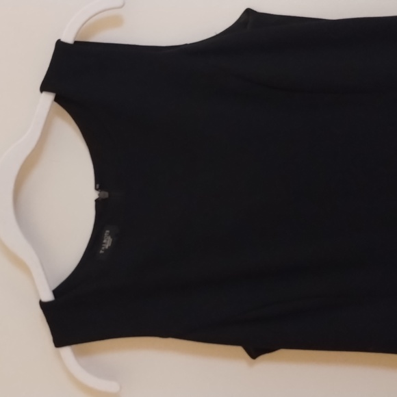 TALBOTS "LITTLE BLACK DRESS" SLEEVELESS, SLIGHT SCOOP NECK,SZ 6P, EUC - Picture 4 of 10
